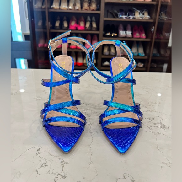 Holographic Mermaid 🧜‍♀️ snake embossed, 5” heel women’s sandals, Euro size 37 - Picture 3 of 13